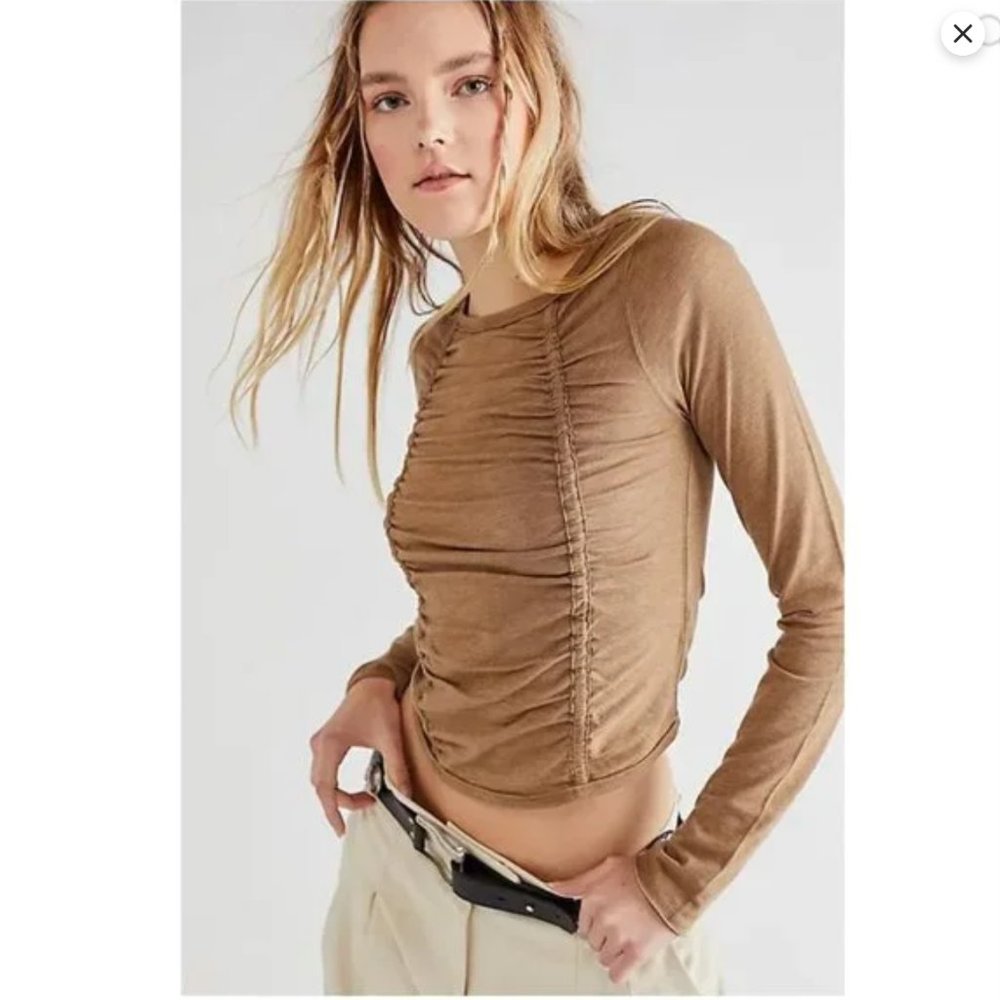 We The Free People Womens sz M Stella Long-Sleeve Tee T Shirt in Golden Olive